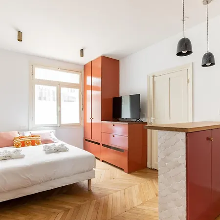 Nicolo Passy Magnifique Studio * Parigi